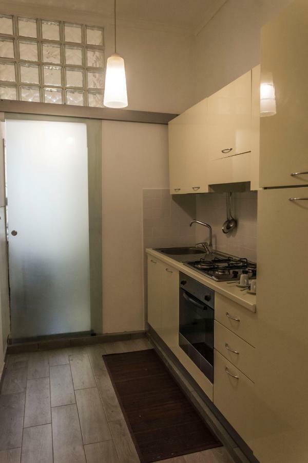 A Casa Nel Borgo Apartment เนเปิลส์ ภายนอก รูปภาพ