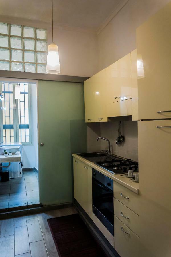 A Casa Nel Borgo Apartment เนเปิลส์ ภายนอก รูปภาพ