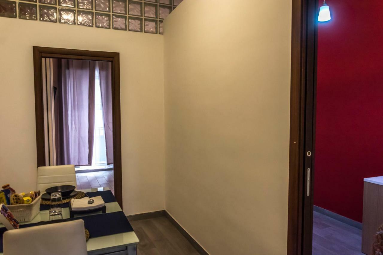 A Casa Nel Borgo Apartment เนเปิลส์ ภายนอก รูปภาพ