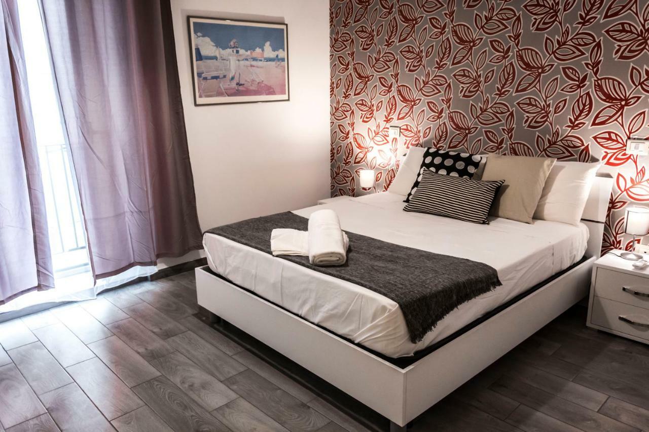 A Casa Nel Borgo Apartment เนเปิลส์ ภายนอก รูปภาพ